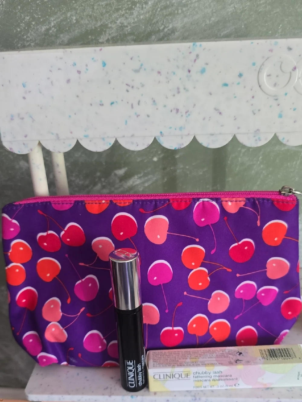 Clinique Chubby Lash Fattening Mascara Jumbo JET BLACK with Cherry Cosmetic Bag